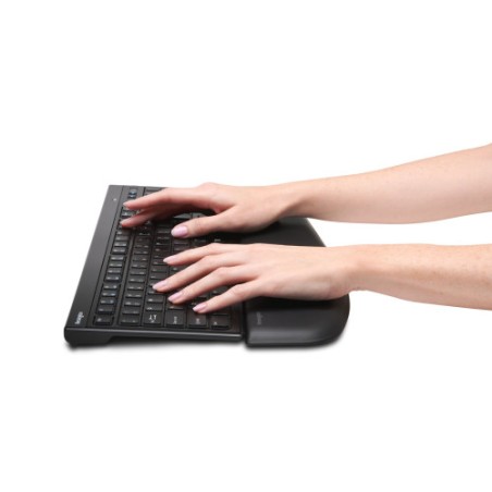 19602-Kensington Reposamunecas ErgoSoftT para teclados finos